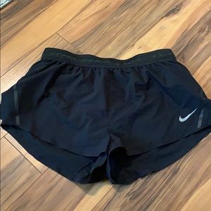 🌪NIKE AEROSWIFT🌪